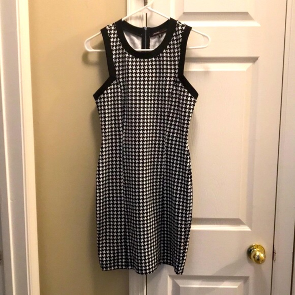 Love Culture Black and White  Hound's-tooth print